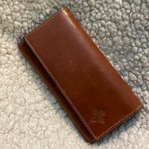 Patricia Nash Tri-fold wallet 8x4”